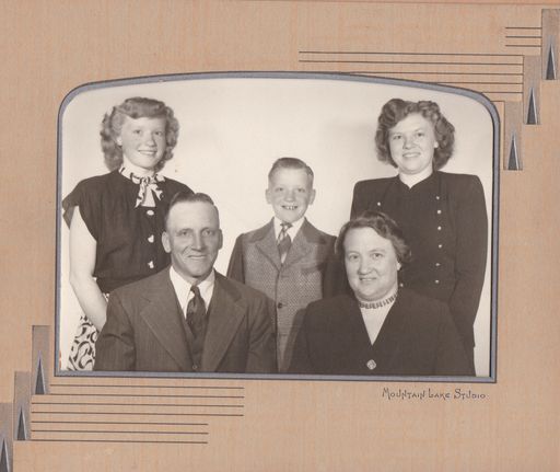 LuElla Leona Randerson photo gallery thumbnail 26 of 29