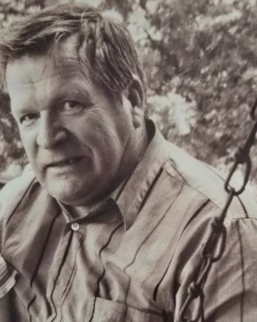 Charles Edward Casey Profile Photo