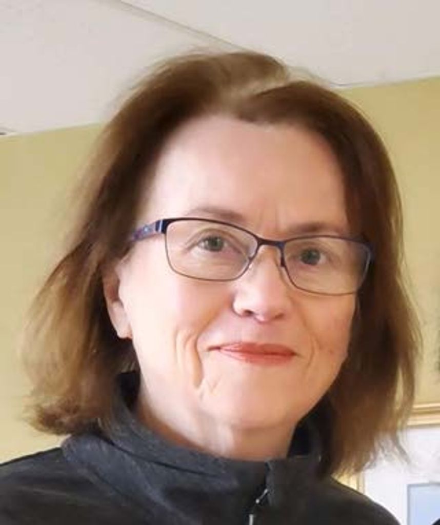 Elizabeth "Liz" Ray Profile Photo