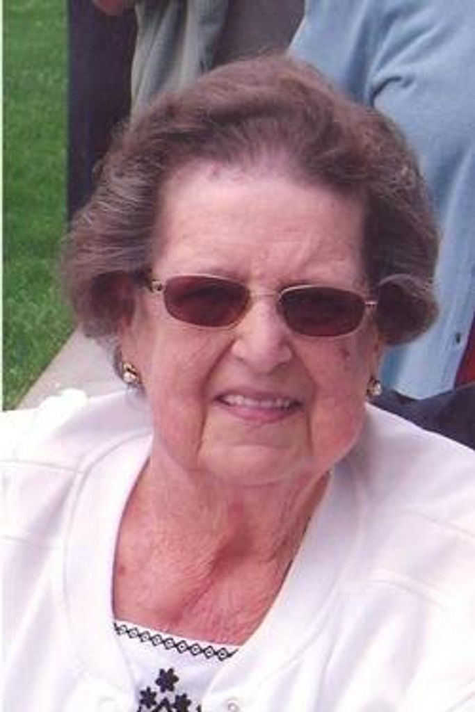 Helen (Nee: Sawicz) Boos