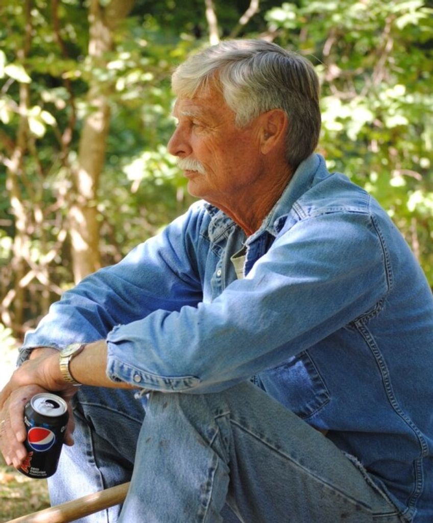 Carl 'Mike' Michael Trueblood Profile Photo