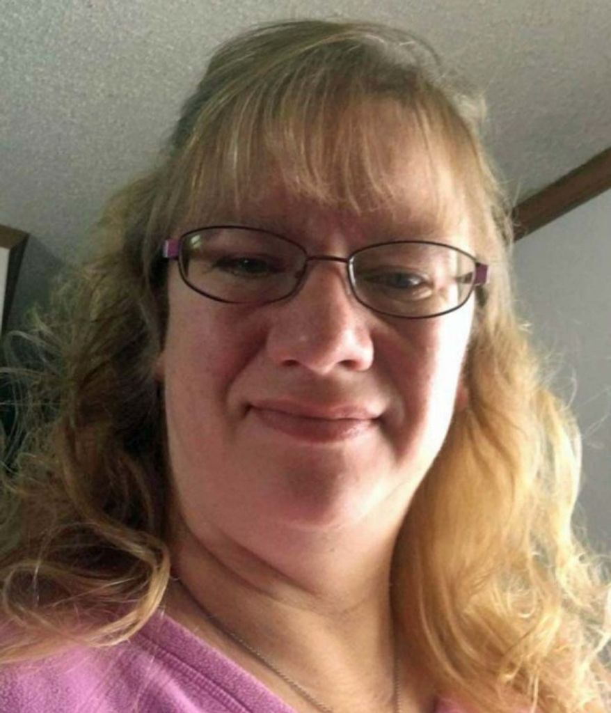 Tara Louise Wyant Profile Photo
