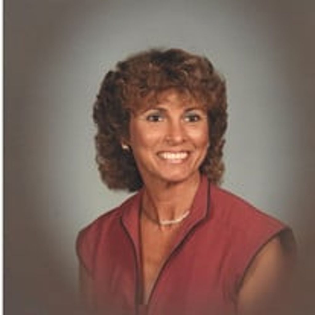 Carolyn Hoskins Dorris
