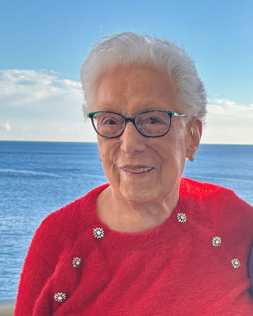 Jane Suzanne Carr Profile Photo