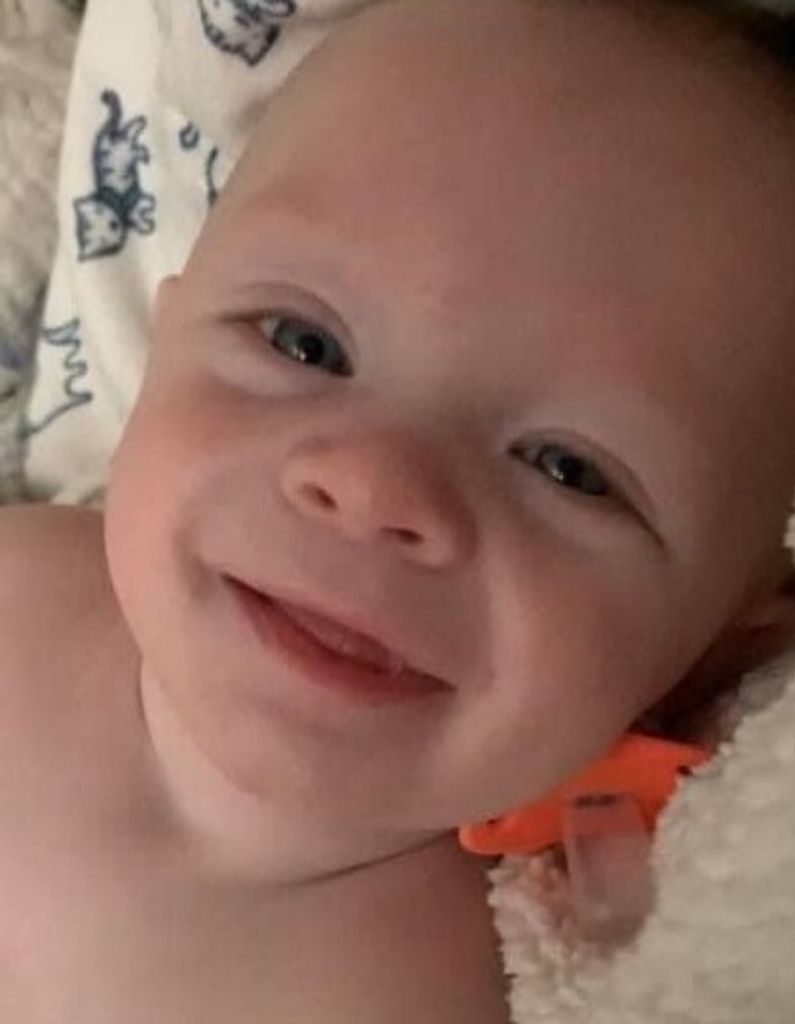 Daxton Robert Graves