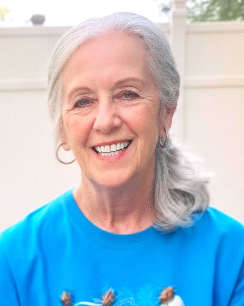 Suzanne "Suzie" Smith Crawford