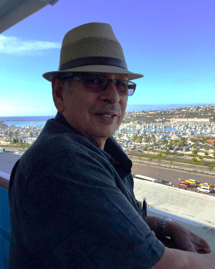 Roy Charles Aparicio Profile Photo