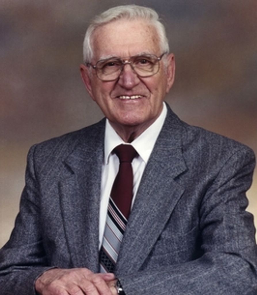 Kenneth Elliot