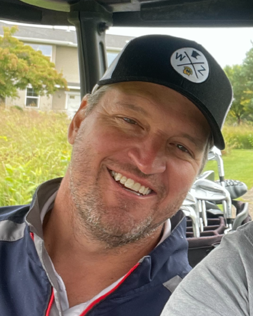 Derek Thomas Krueger Profile Photo