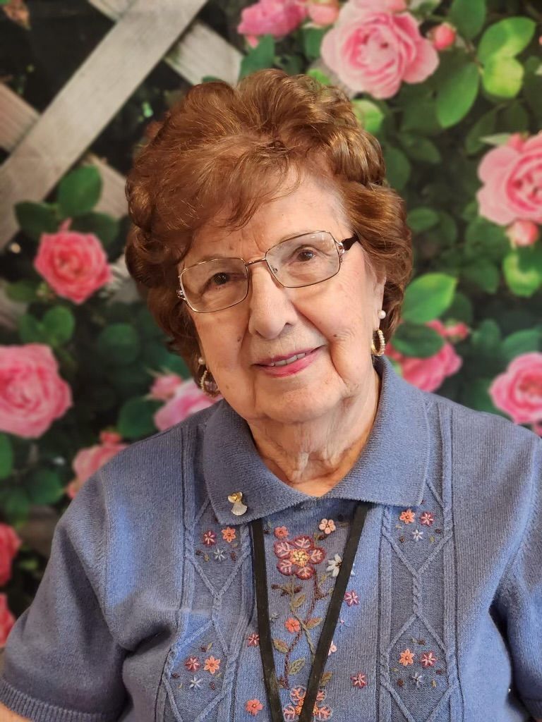 Dora Hautamaki Profile Photo