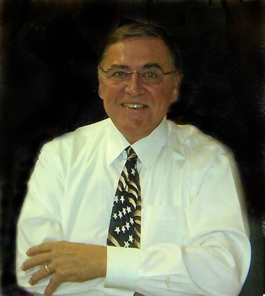 Dr. Richard P. Foellner Profile Photo