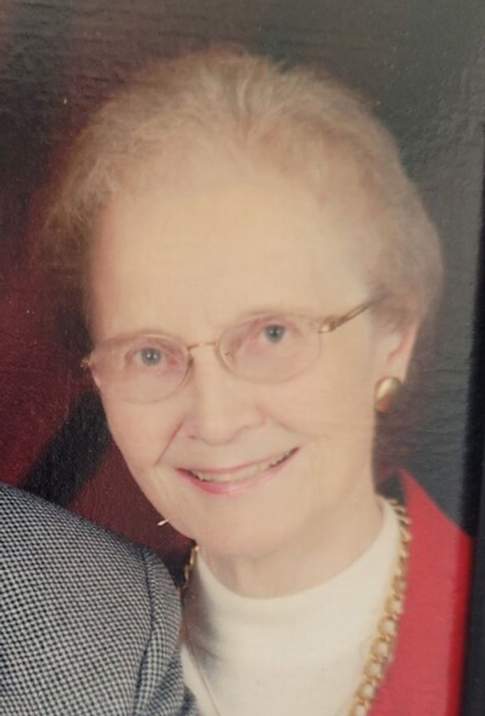 Mona Lou Pfahler