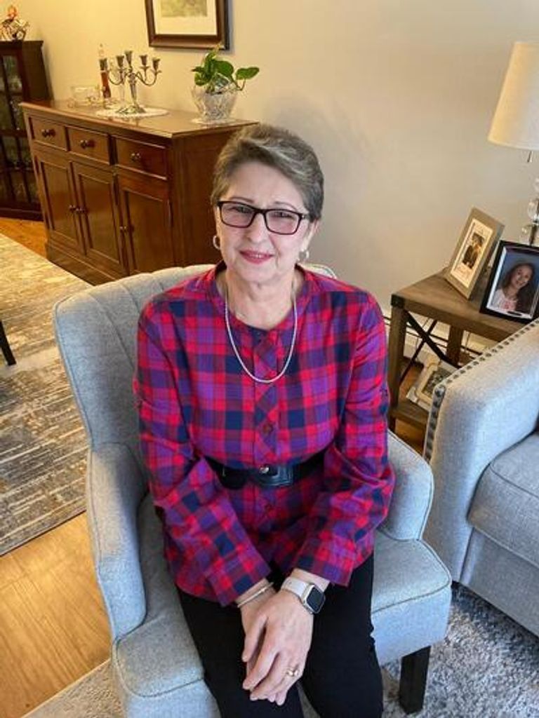 Elizabeth J. Lampart