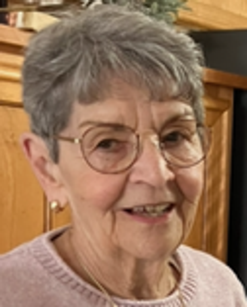 Edith Mae Vanderhyden "Edie"