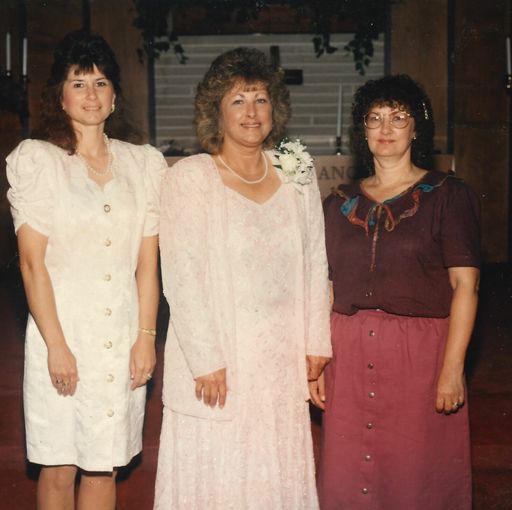 Patricia Louise (Opple)  Coffing photo gallery thumbnail 19 of 87