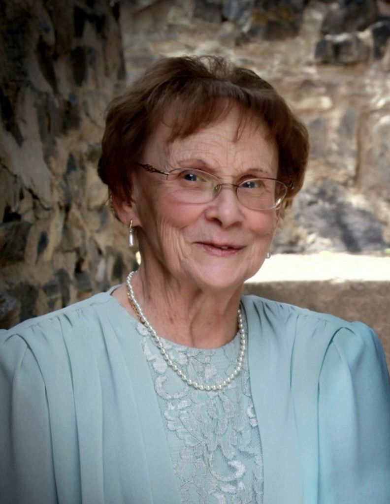 Rosemary (Kunz)  Holbach Profile Photo