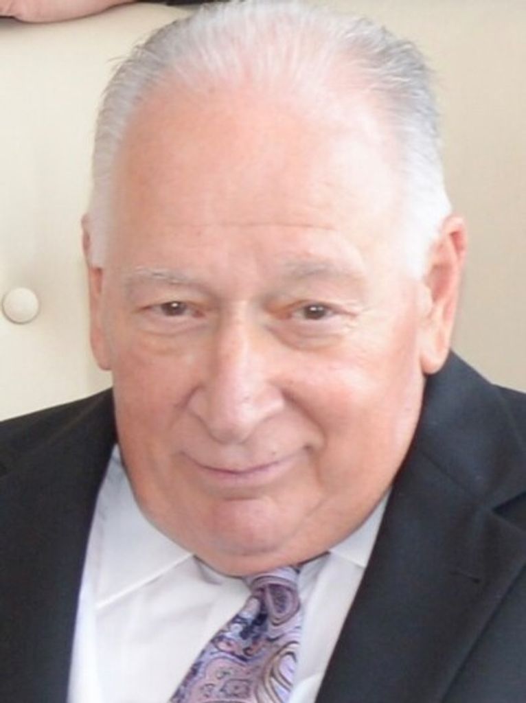 Clifford Martin Weiss Profile Photo