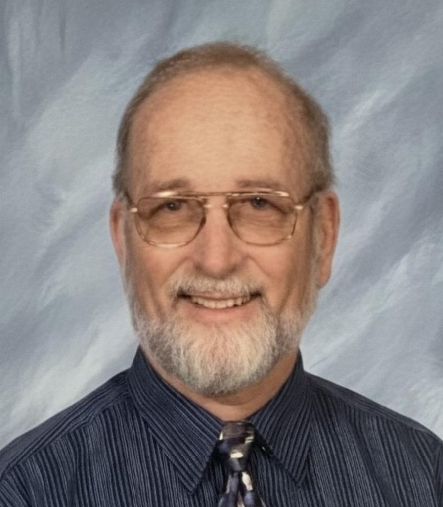 Curtis George Hoerbelt Profile Photo
