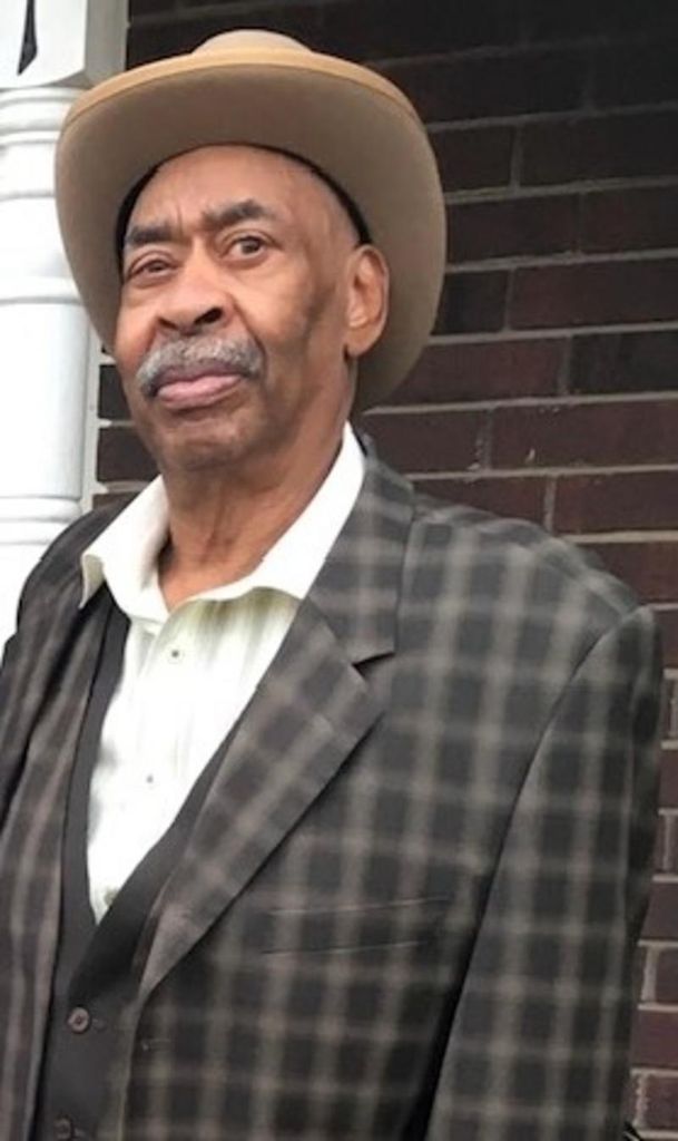Harry Carlis Jr. Profile Photo
