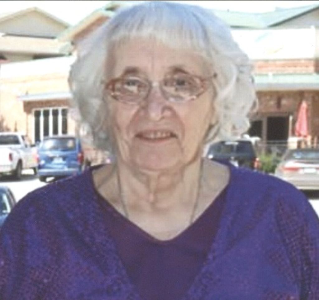 Ellie  Brasel