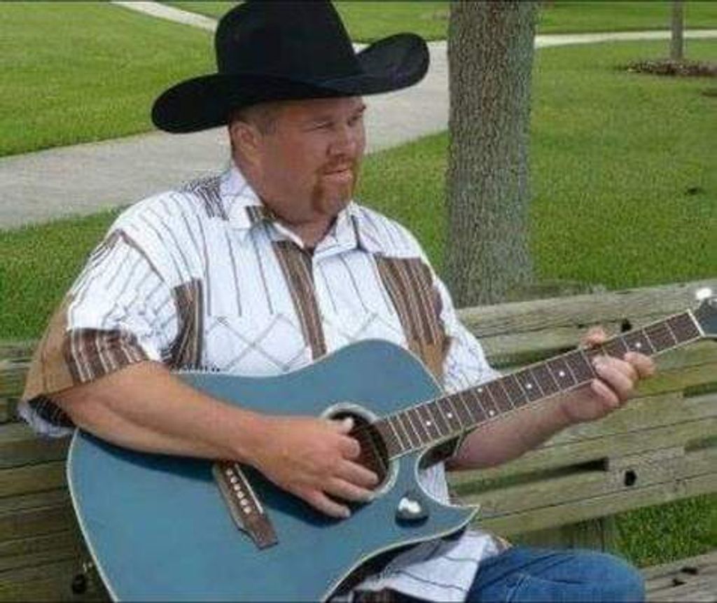 Gary Lloyd Profile Photo