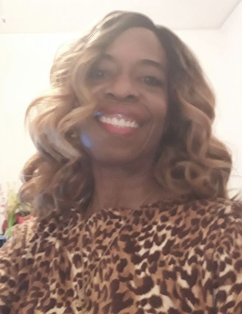 Deljean Cobb Profile Photo