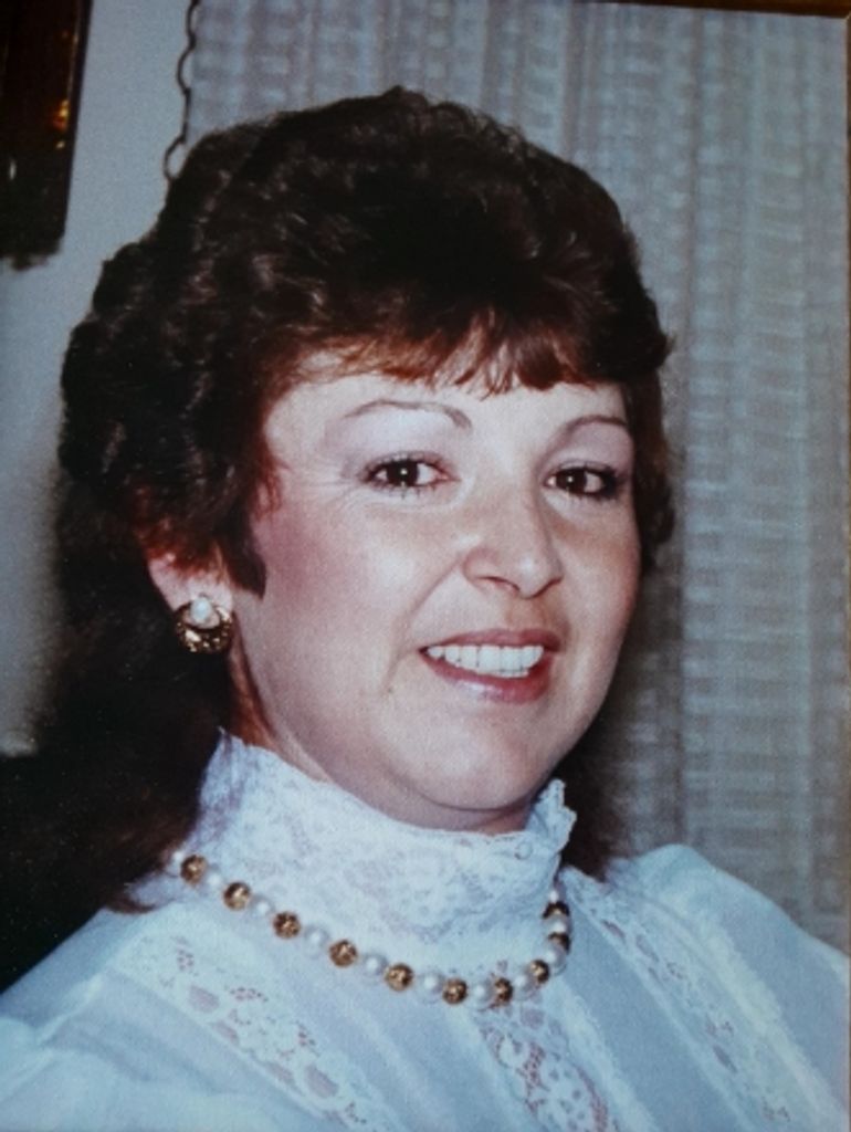 Ramona Davies Profile Photo