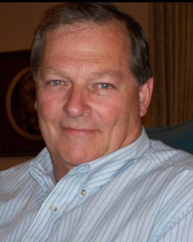Louis Michael Hathcoat Profile Photo