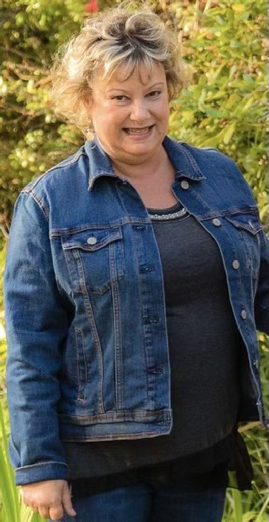 Elizabeth Faye Stone Profile Photo