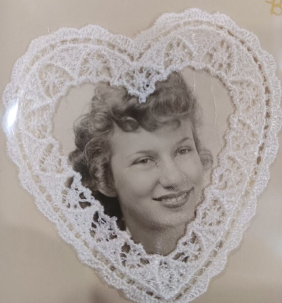 Evelyn Lou Turner