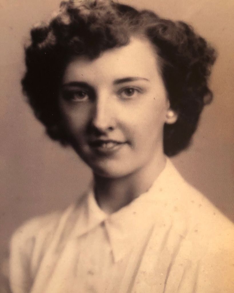 Avis Helen Axelson