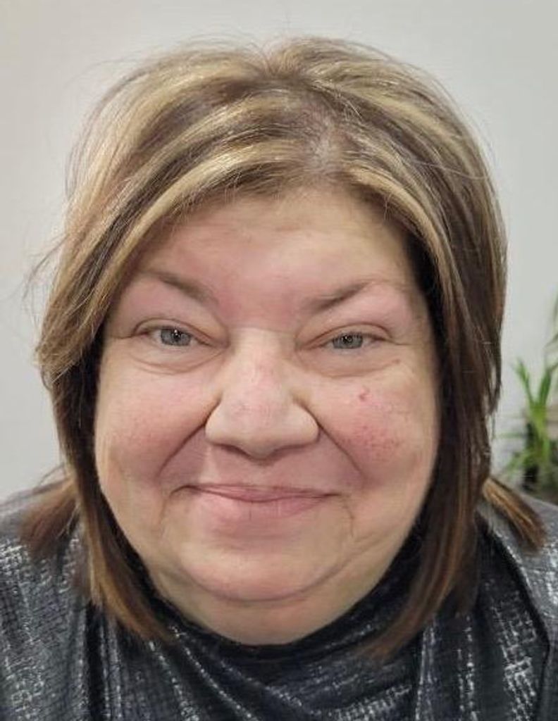 Christine Lynne Smith Profile Photo