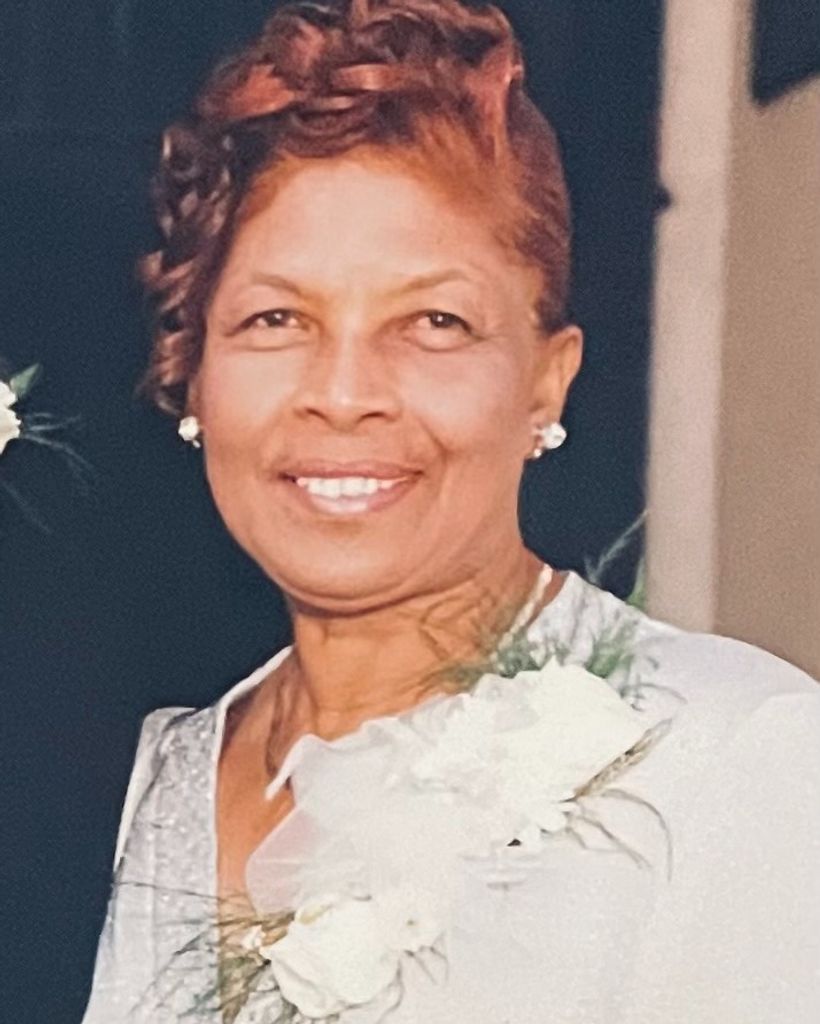 Hyacinth Maud Grant (née Yapp)