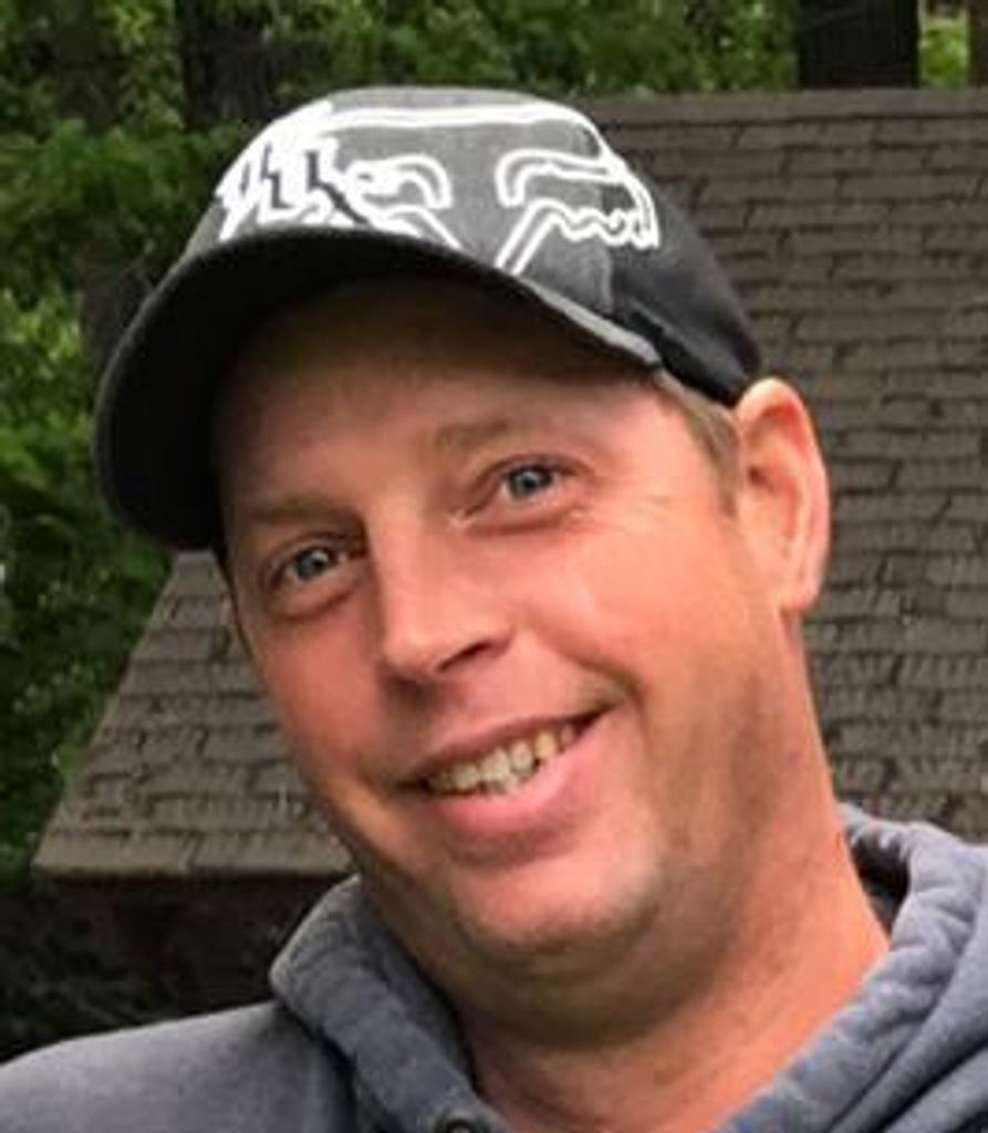 Ryan Michael Toel Profile Photo