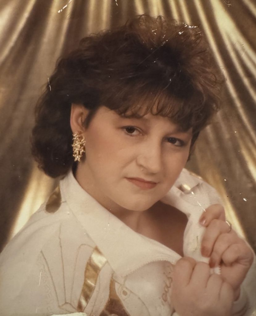 Katie Sue Dixon Profile Photo