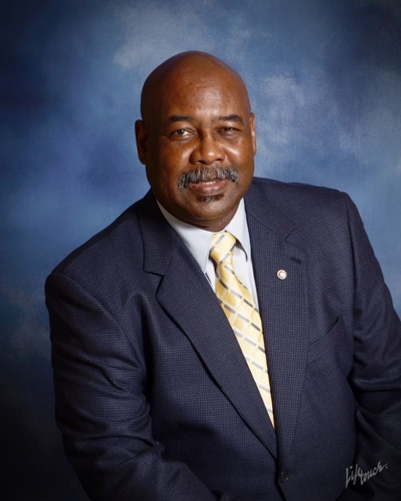 Larrual (Larry) Kurt Collins