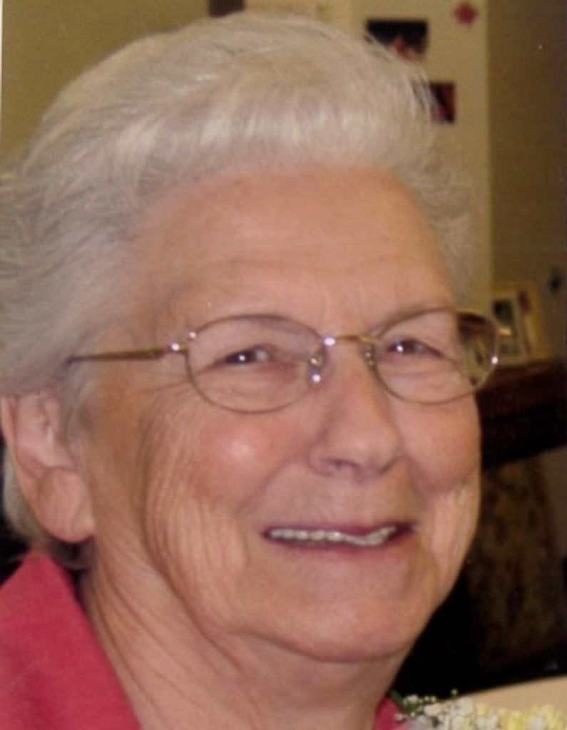 Maxine (Freeman)  Chambers