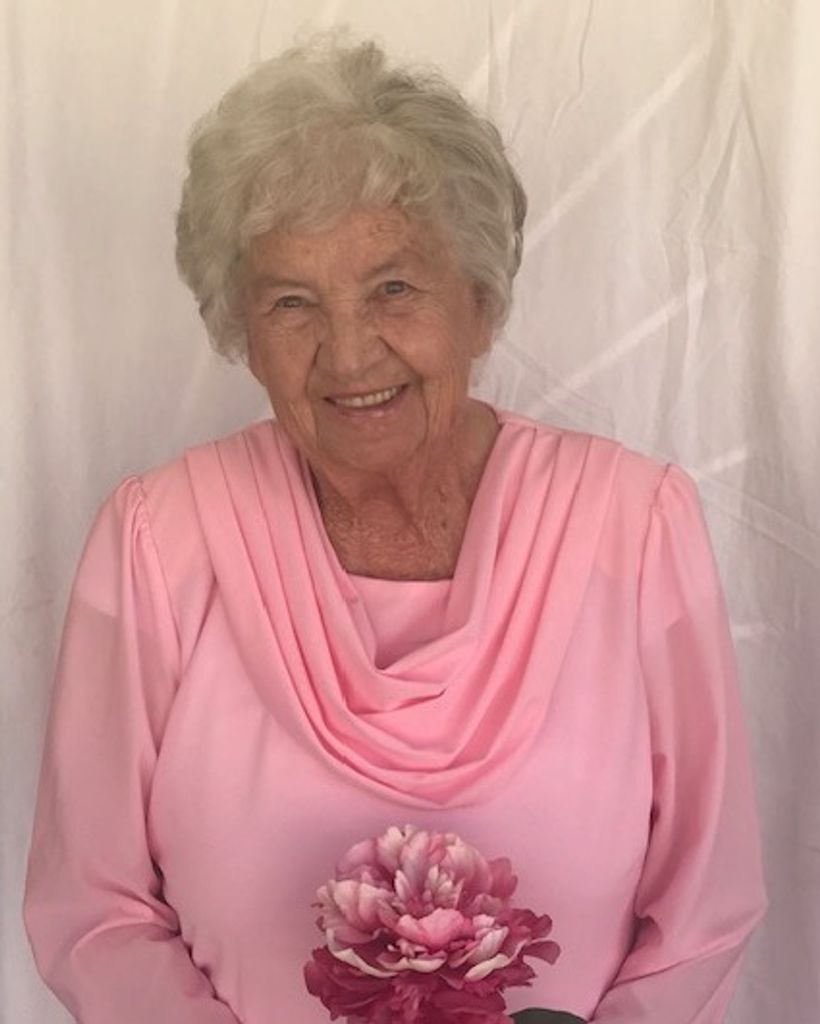 Doreen Vivian Brydson Thompson Profile Photo
