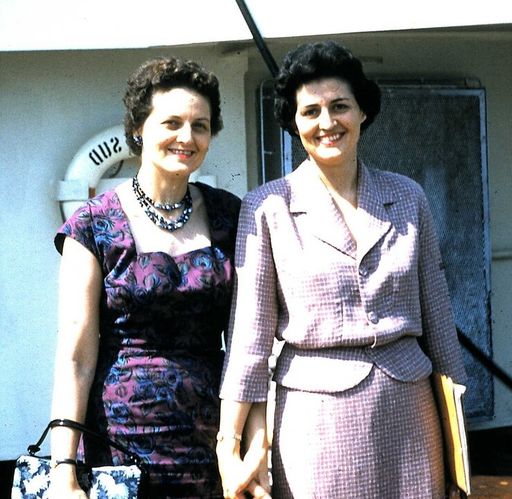 Betty Carroll photo gallery thumbnail 3 of 122