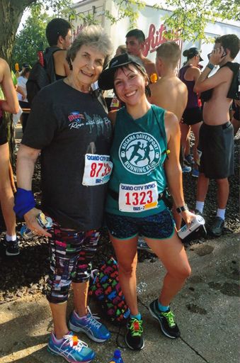 Linda Faye Lentz photo gallery thumbnail 15 of 44