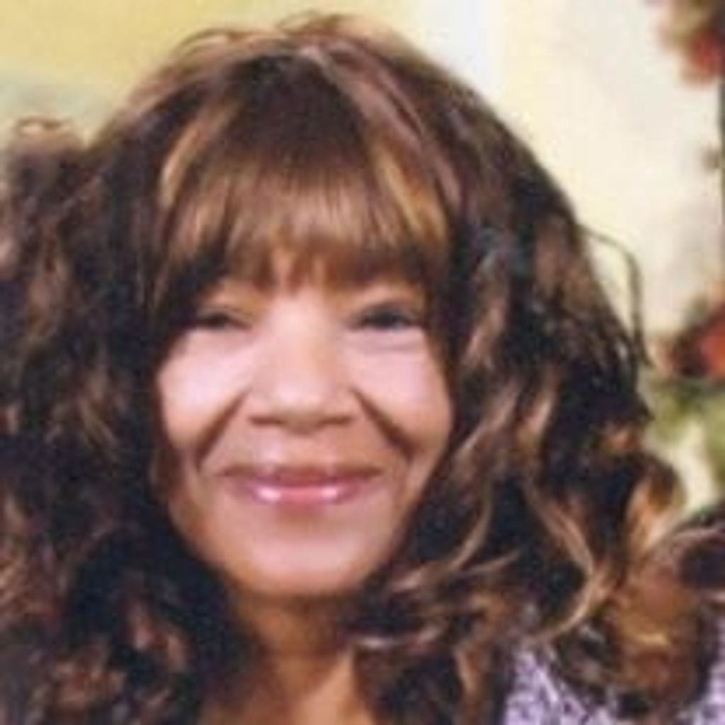 Tinia  Lyn Campbell-Daniels