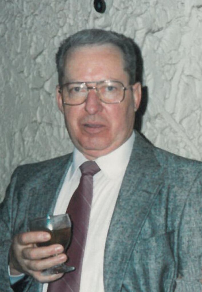 Loren E. Small, Jr. Profile Photo