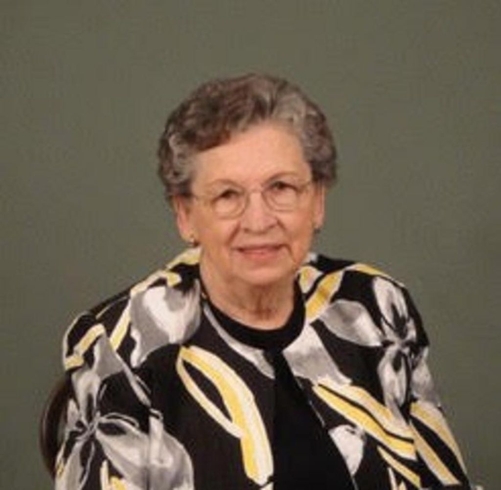 Marilyn Mae Fils