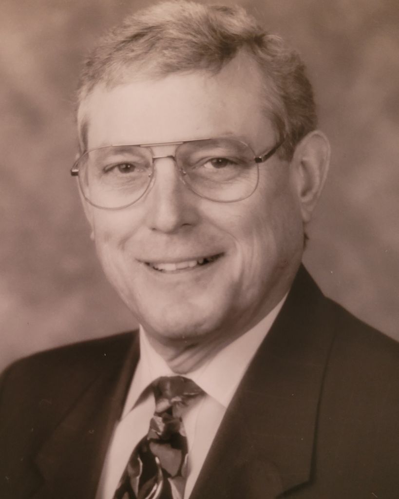 Thomas Michael Lloyd Profile Photo