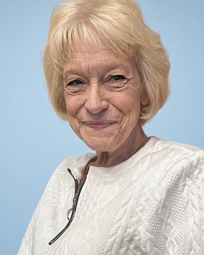 Gloria Guillot's obituary image