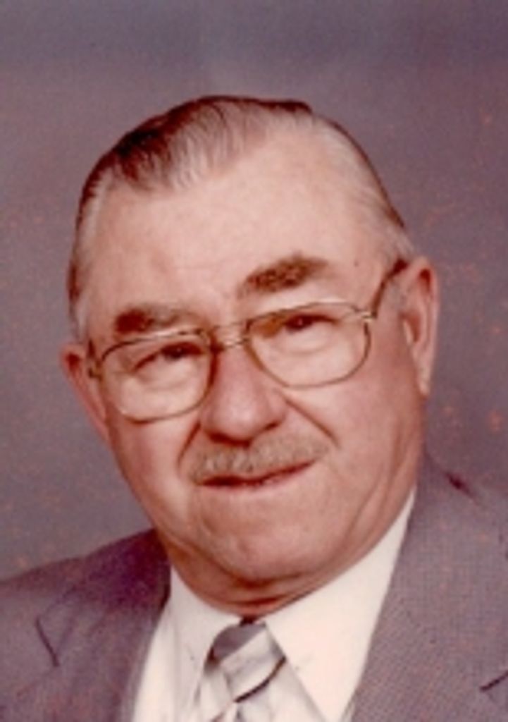 Carlyle Roberts