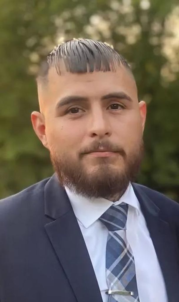 Richard Tobar Profile Photo