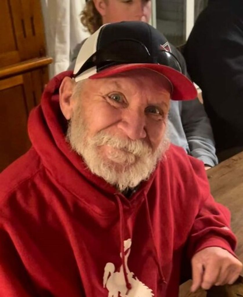 Tom Perry Profile Photo