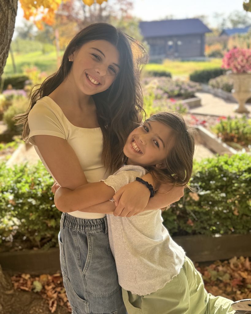 Jaelyn and Lenora Manke