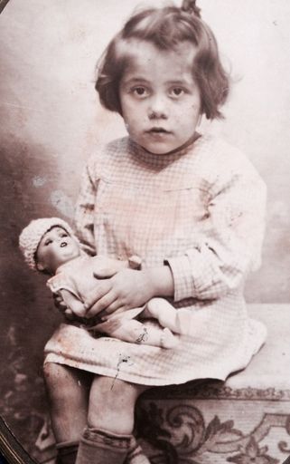 Yvette-Marie Mascarin photo gallery thumbnail 3 of 3
